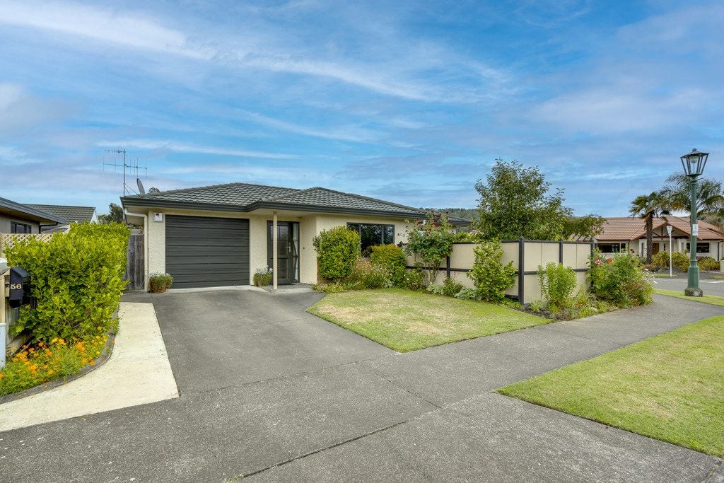 56 Kensington Drive, Taradale, Napier - Carousel 1