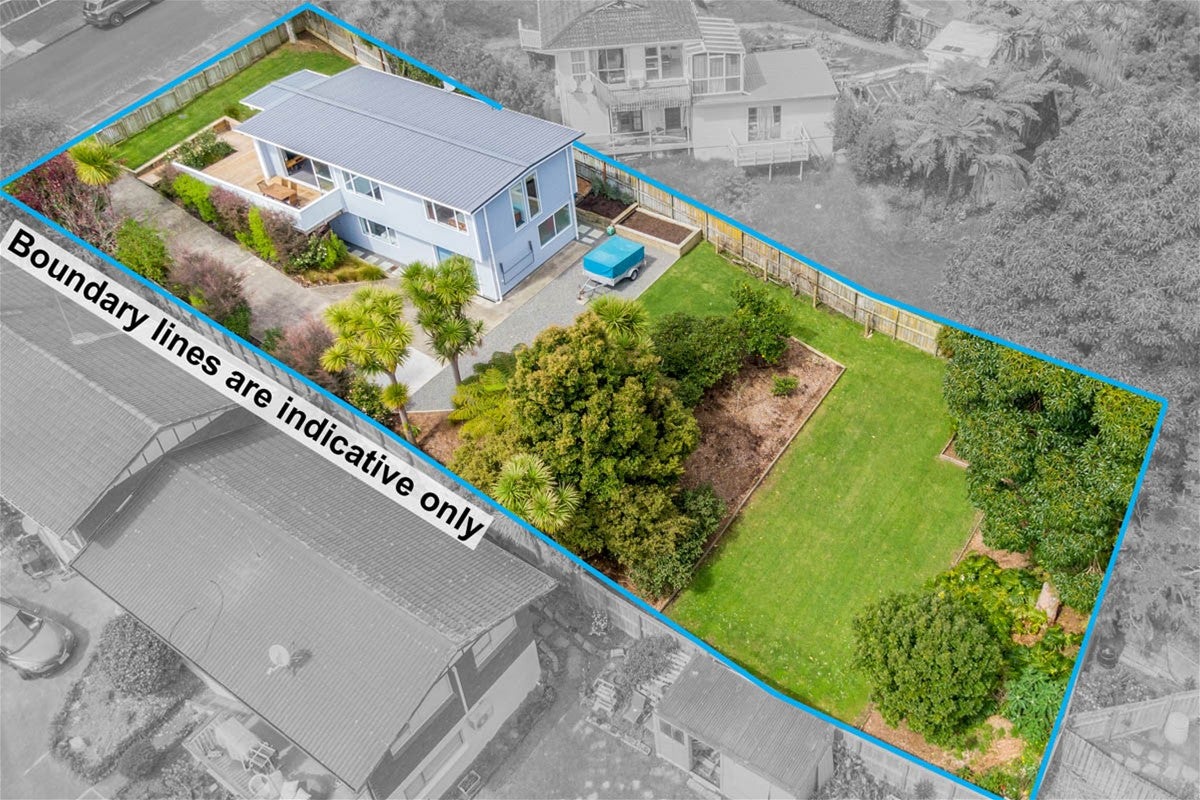 34 Acacia Road, Torbay, Auckland - Carousel 1