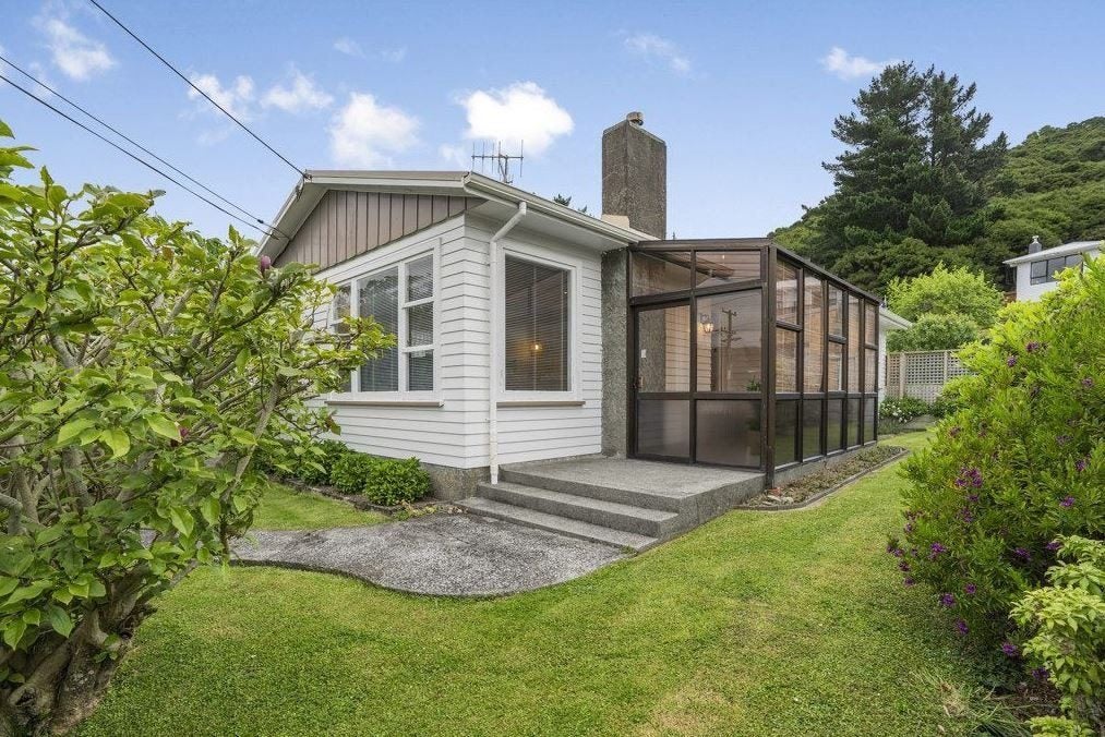 61 Karaka Street, Wainuiomata, Lower Hutt - Carousel 1