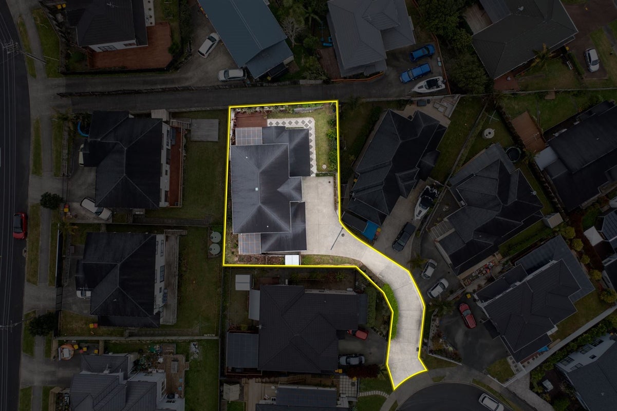 11 San Casello Rise, Henderson, Auckland - Carousel 43
