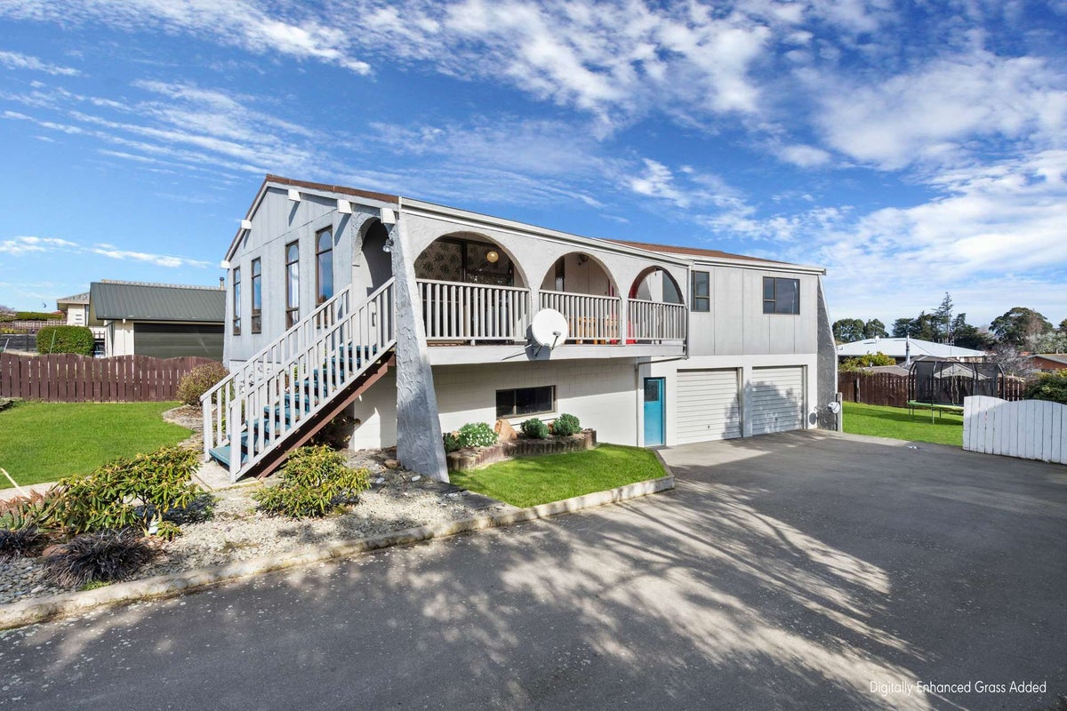 30 Leven Street, South Hill, Oamaru - Carousel 1