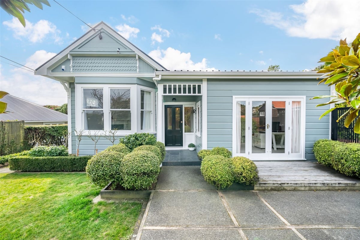 41 Messines Road, Karori, Wellington - Carousel 21