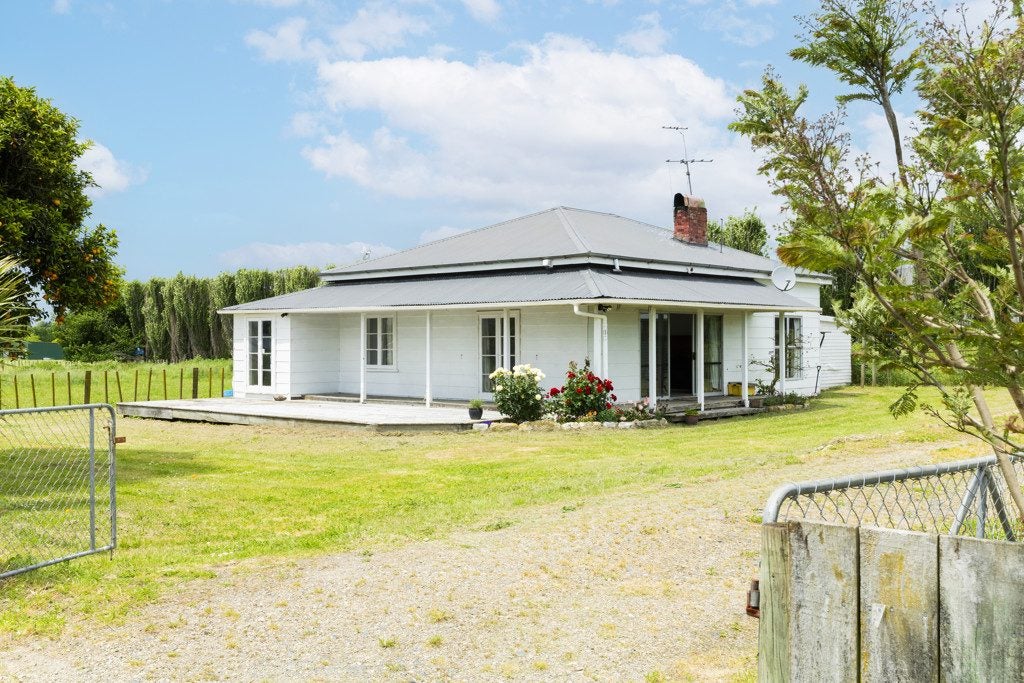 194 Kaimoe Road, Patutahi, Gisborne - Carousel 1