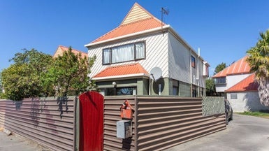 4/180 Brougham Street, Sydenham, Christchurch - Carousel 1
