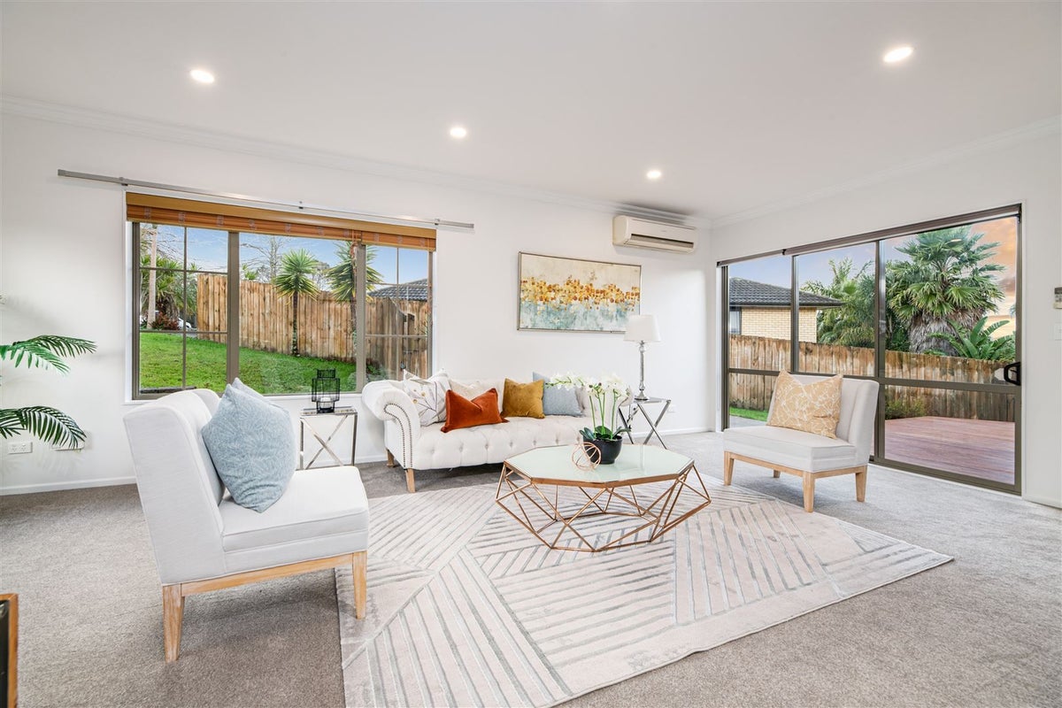 29 Sapperton Drive, Henderson, Auckland - Carousel 2