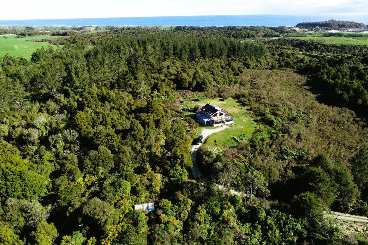 291 Tauranga Bay Road, Cape Foulwind, Westport - Carousel 1