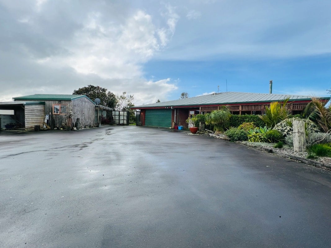 134 Franklin Road, Onerahi - Carousel 1
