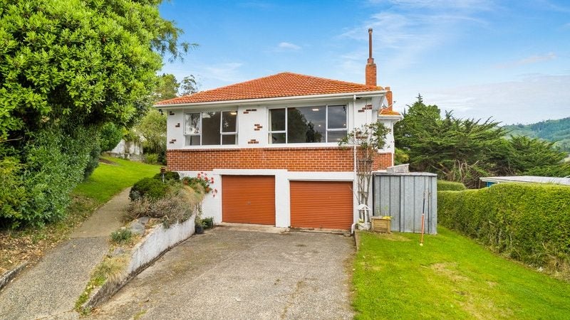 18 District Road, Roseneath, Port Chalmers - Carousel 1