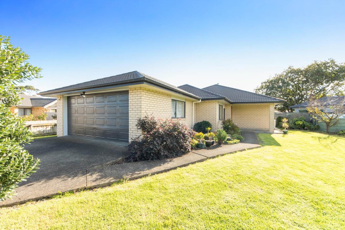 25 Raabia Close, Parakai, Helensville - Carousel 2