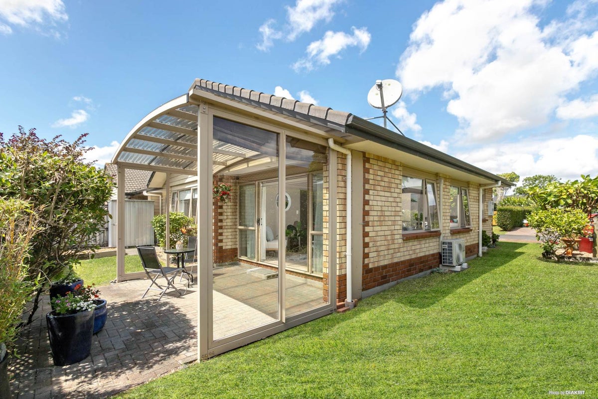 44/1 Piriti Drive, Te Atatu Peninsula, Auckland - Carousel 2