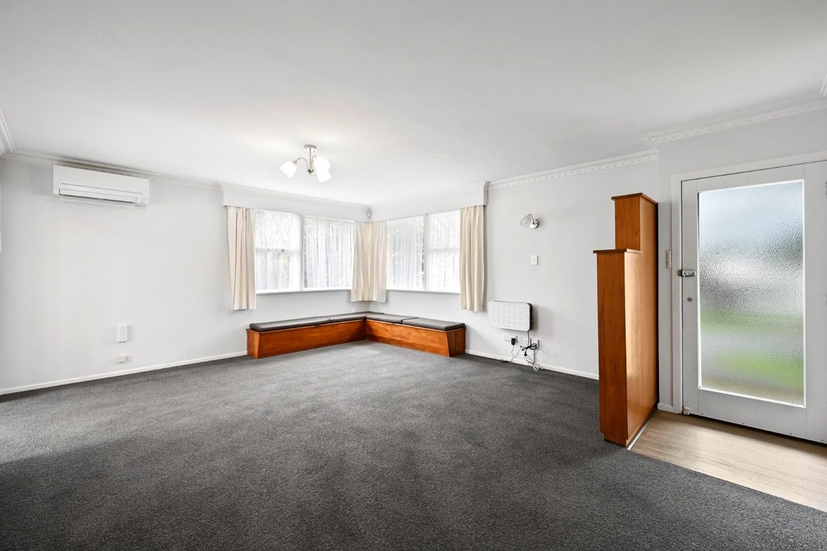 10 Johnson Street, Dinsdale, Hamilton - Carousel 2