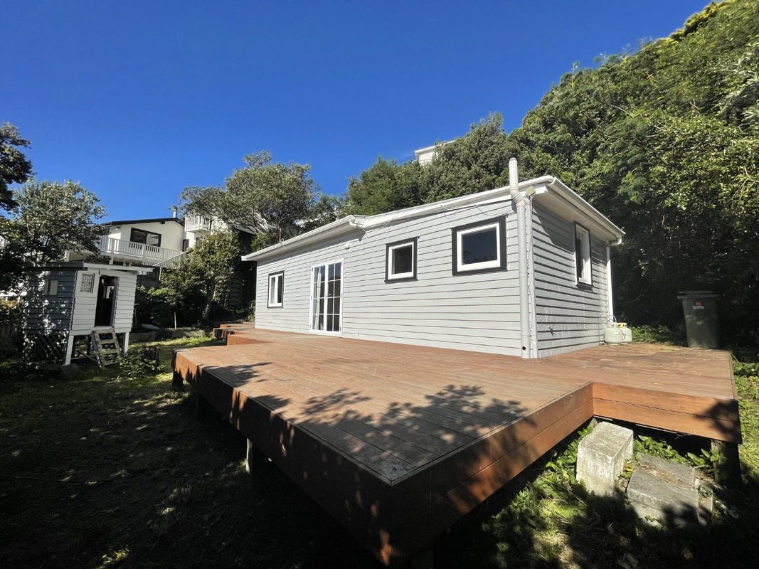 143 Seatoun Heights Road, Seatoun, Wellington - Carousel 20