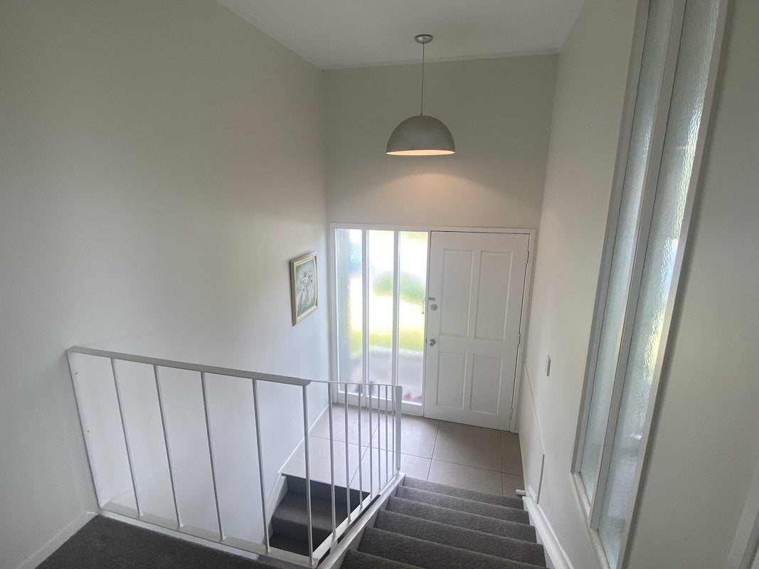 3 Cosy Place, Howick, Auckland - Carousel 2