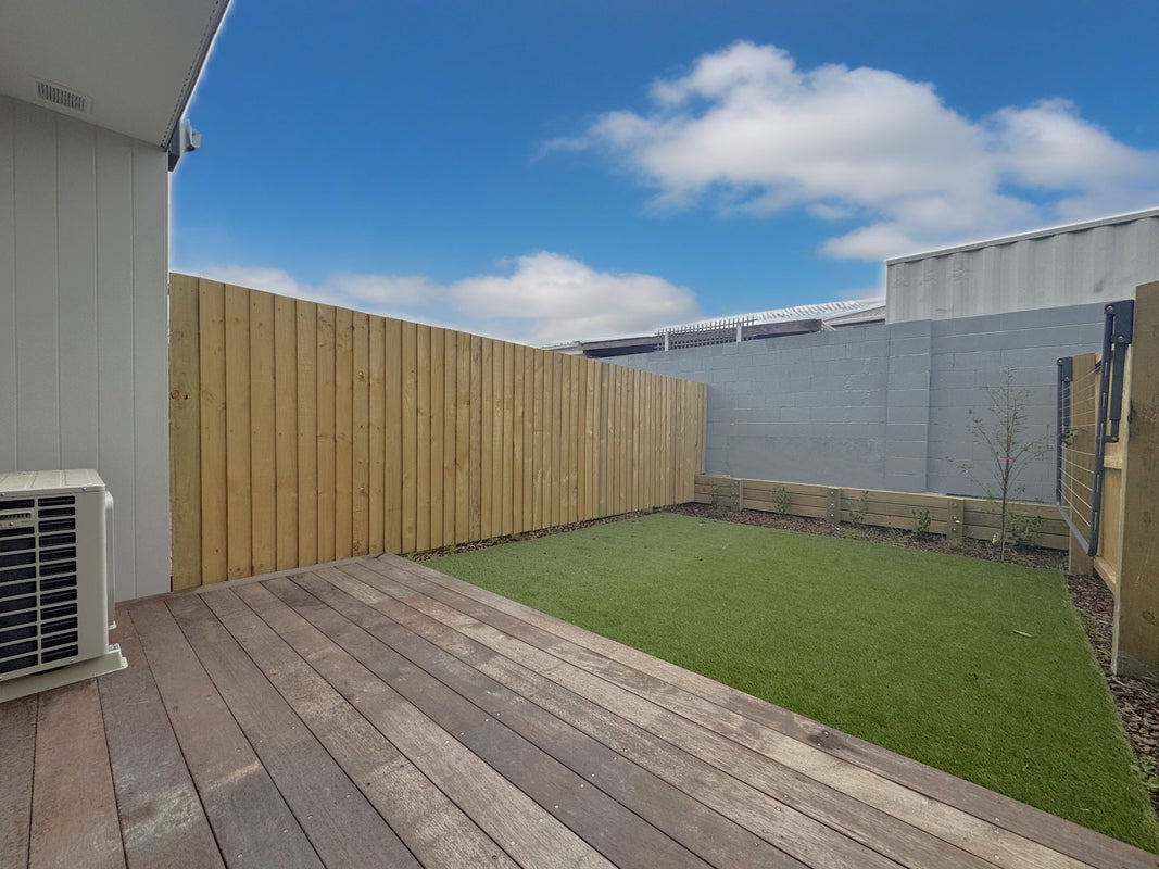 4B Hope Street, Shirley, Christchurch - Carousel 13
