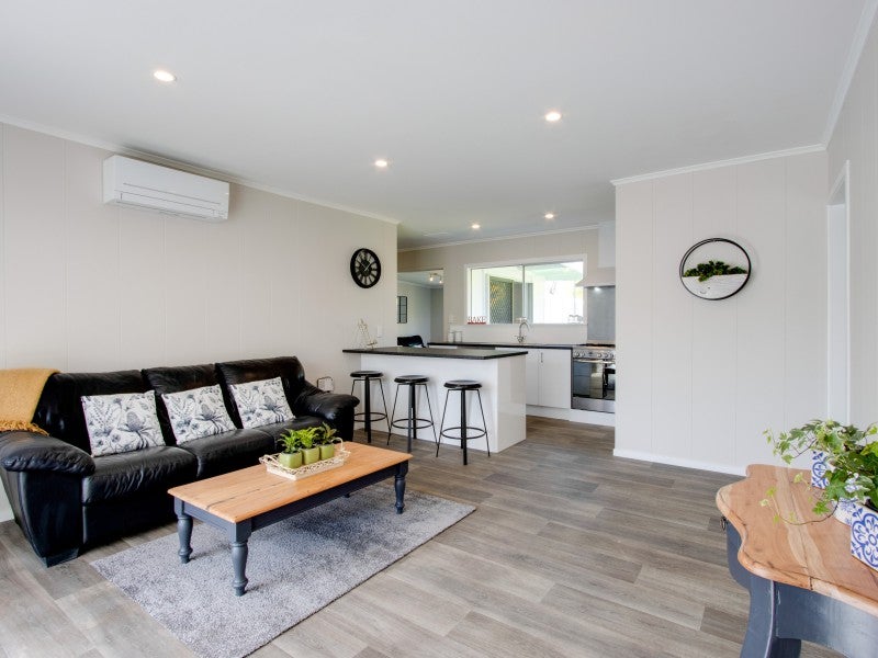 1/1 Hitchings Avenue, ONEKAWA, NAPIER - Carousel 2