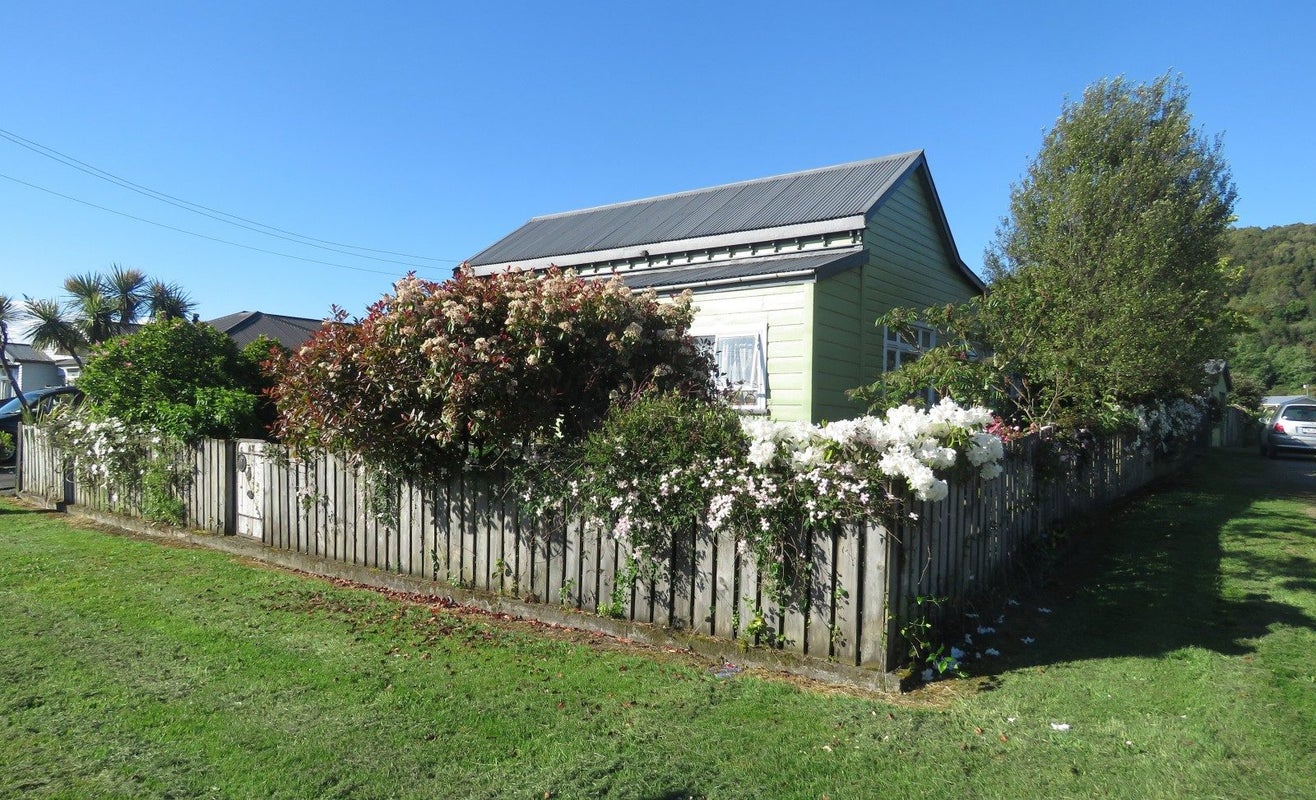 43 Dick Street, Reefton, Reefton - Carousel 1
