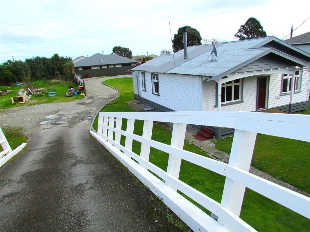 98 Bright Street, Cobden, Greymouth - Carousel 2