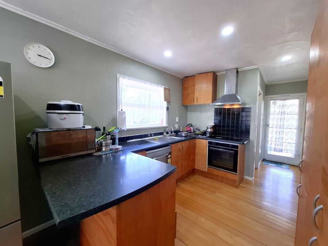 78A Swanson Road, Henderson, Auckland - Carousel 2
