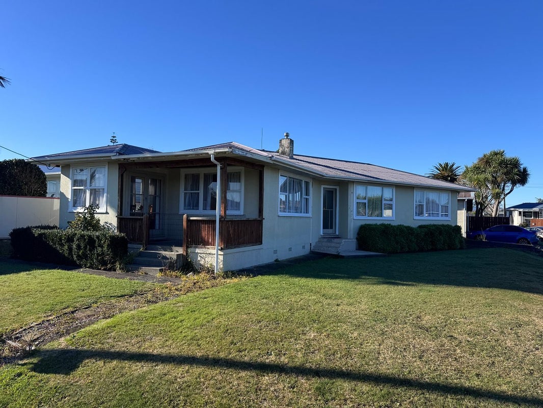 23 Peters Avenue, Cloverlea, Palmerston North - Carousel 1