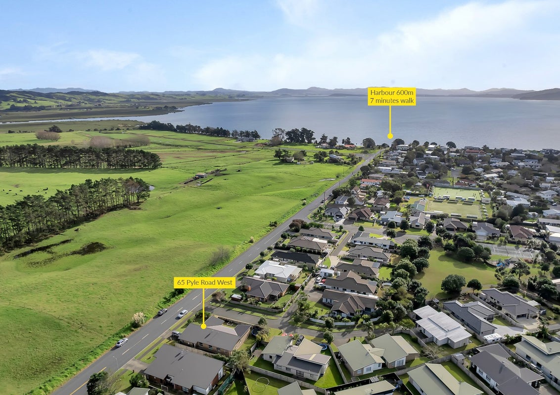 65 Pyle Road West, One Tree Point, Whangarei - Carousel 1