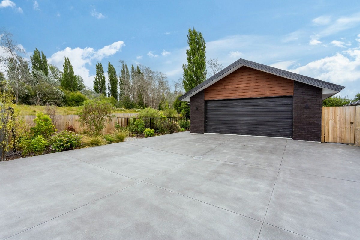 17 George Oliver Place, Kainga, Christchurch - Carousel 2