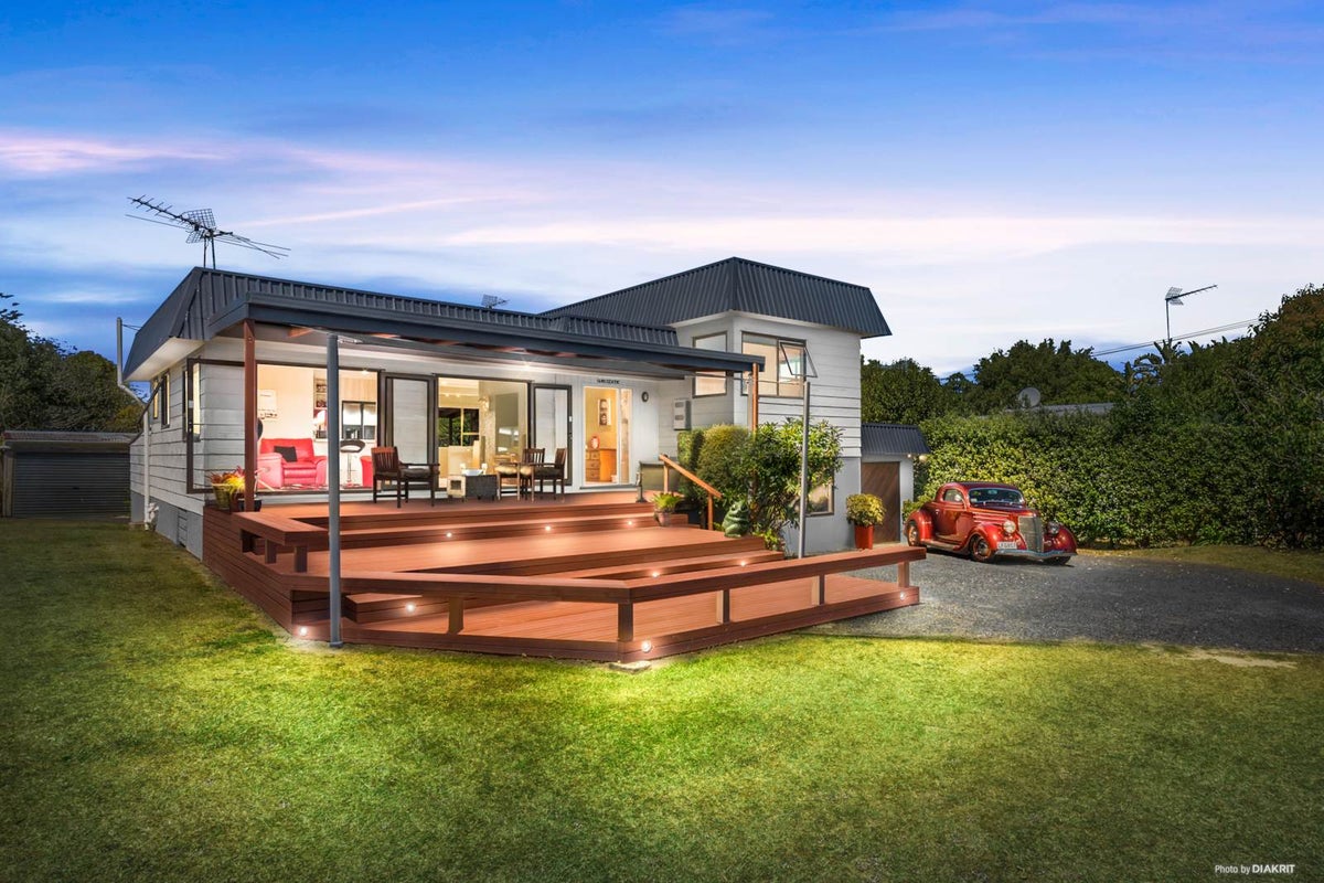 51 Bell Road, Beachlands, Auckland - Carousel 2