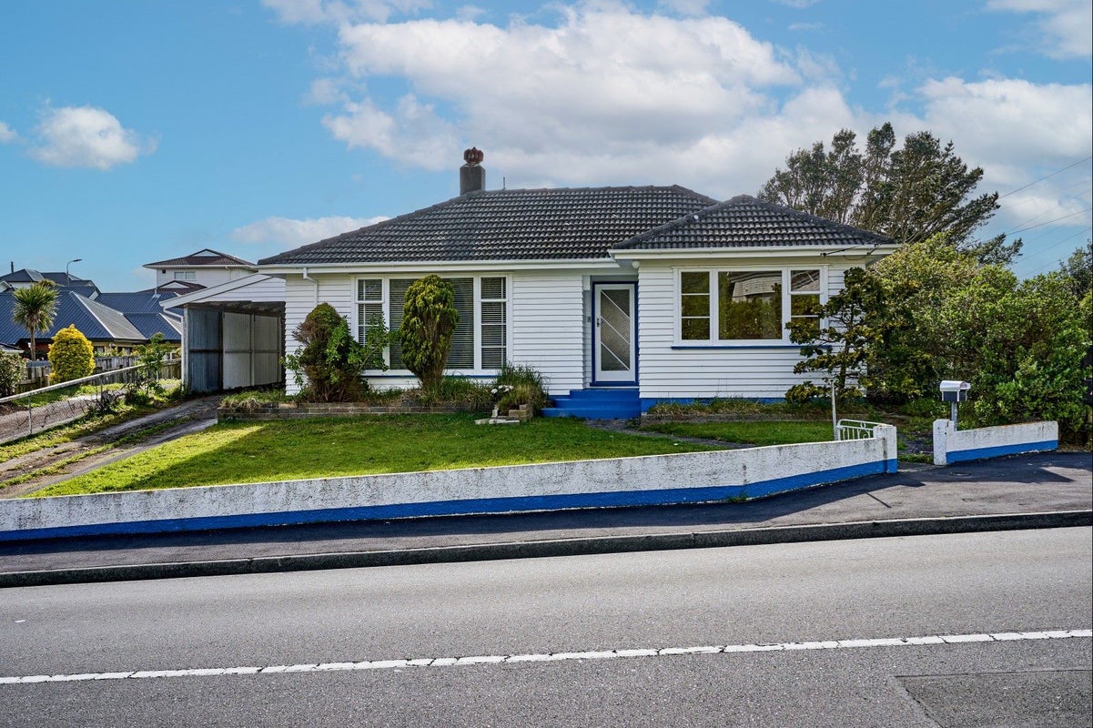 6 Cunliffe Street, Johnsonville, Wellington - Carousel 2