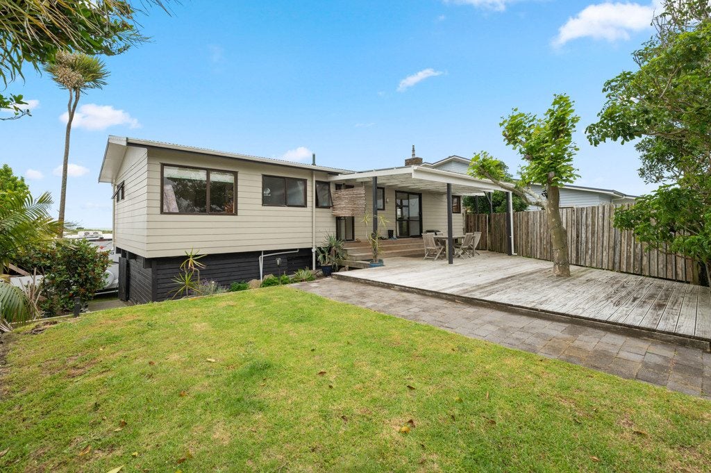 464 Harbour Road, Ohope, Ohope - Carousel 1