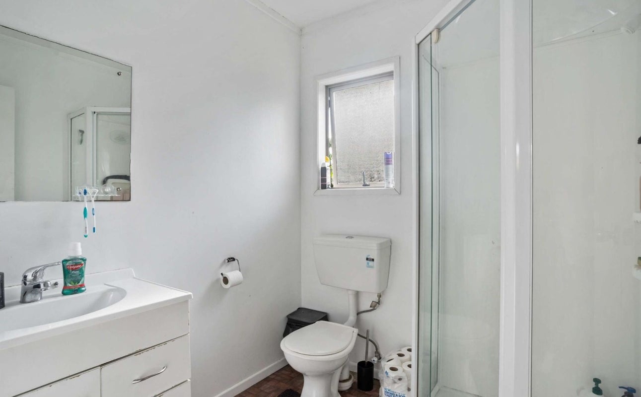 25A Sikkim Crescent, Clover Park, Auckland - Carousel 8