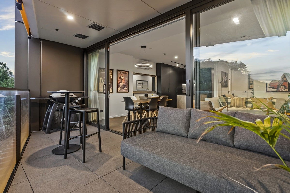 502/6 Dock Street, Auckland Central, Auckland - Carousel 1