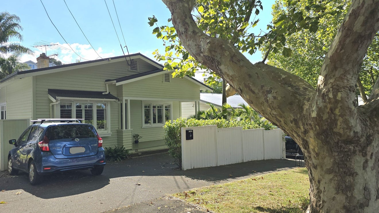 28 Browning Street, Grey Lynn, Auckland - Carousel 1