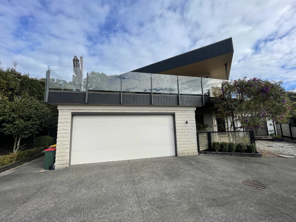 8A Taumata Road, Castor Bay, Auckland - Carousel 18