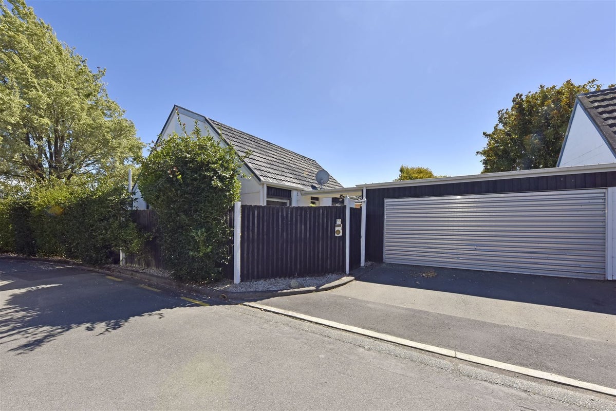 43L Waimairi Road, Upper Riccarton, Christchurch - Carousel 1
