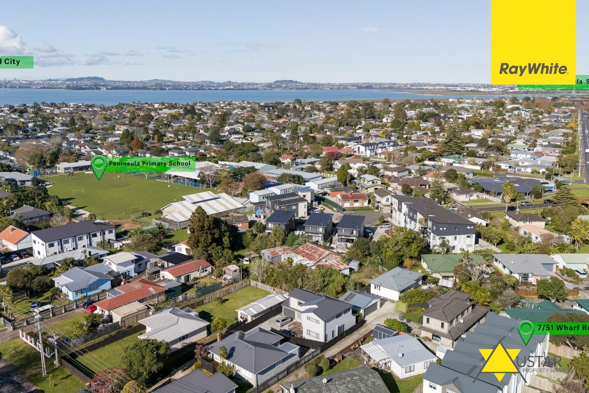 7/51 Wharf Road, Te Atatu Peninsula, Auckland - Carousel 17