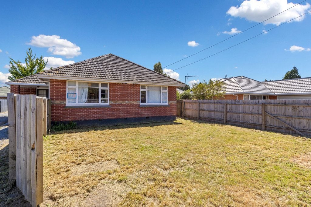 1/8 Hare Street, Ilam, Christchurch - Carousel 12