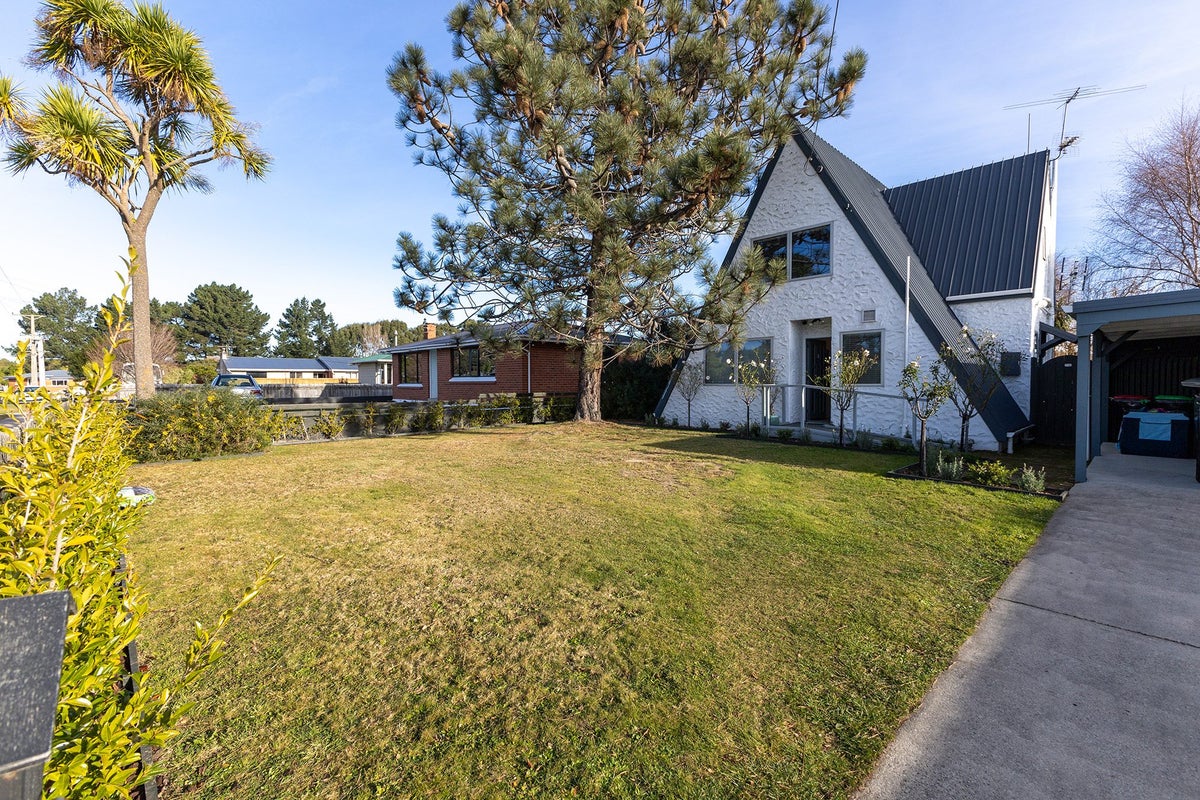 61 Viscount Road, Waldronville, Dunedin - Carousel 34