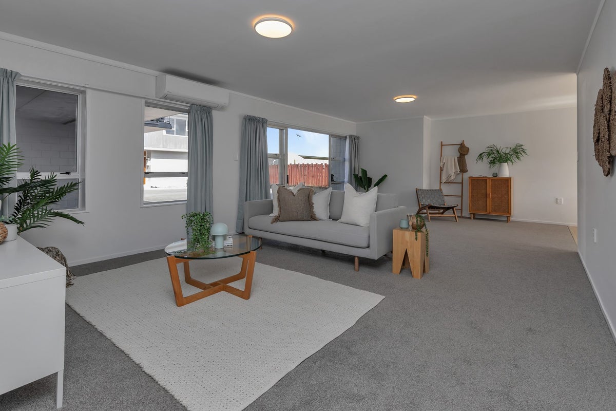 1/15 Donald Street, Regent, Whangarei - Carousel 1