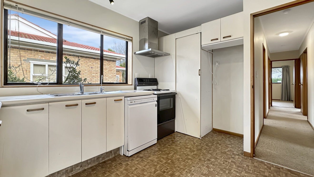3/11 Ngatiawa Street, Onehunga, Auckland - Carousel 2