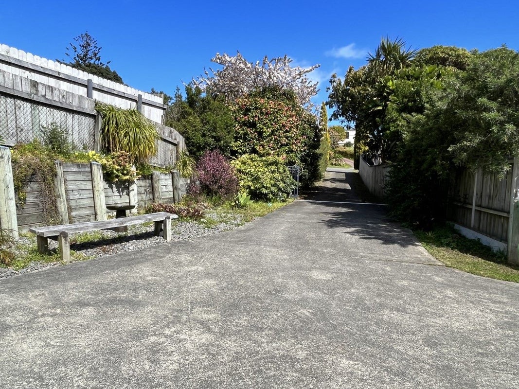 126B Matatua Road, Raumati Beach, Paraparaumu - Carousel 1