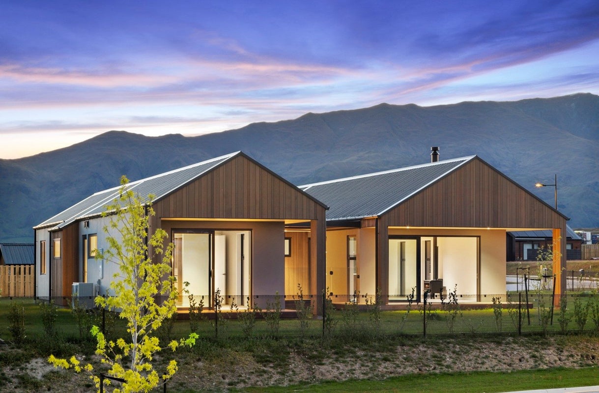 14 Erewhon Crescent, WANAKA - Carousel 1