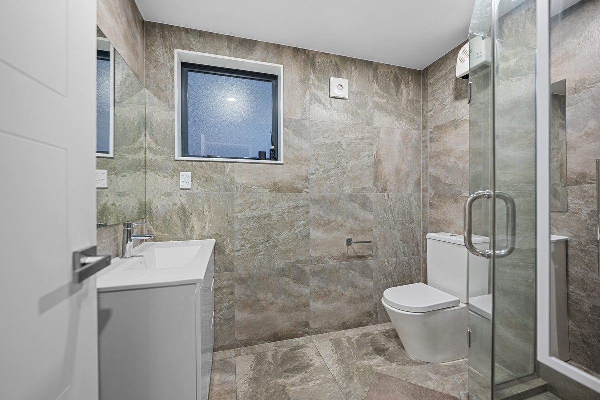 2 Ketu Court, Albany Heights, Auckland - Carousel 15