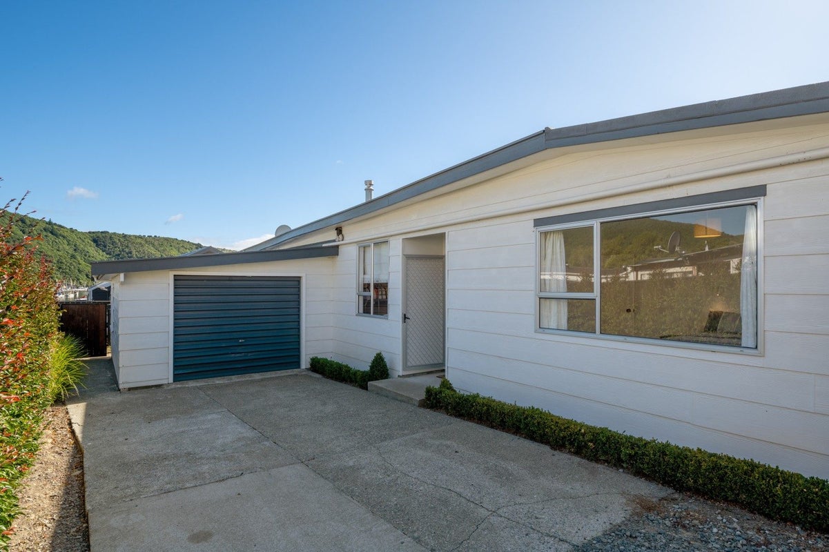 321 Waikawa Road, Waikawa, Picton - Carousel 2