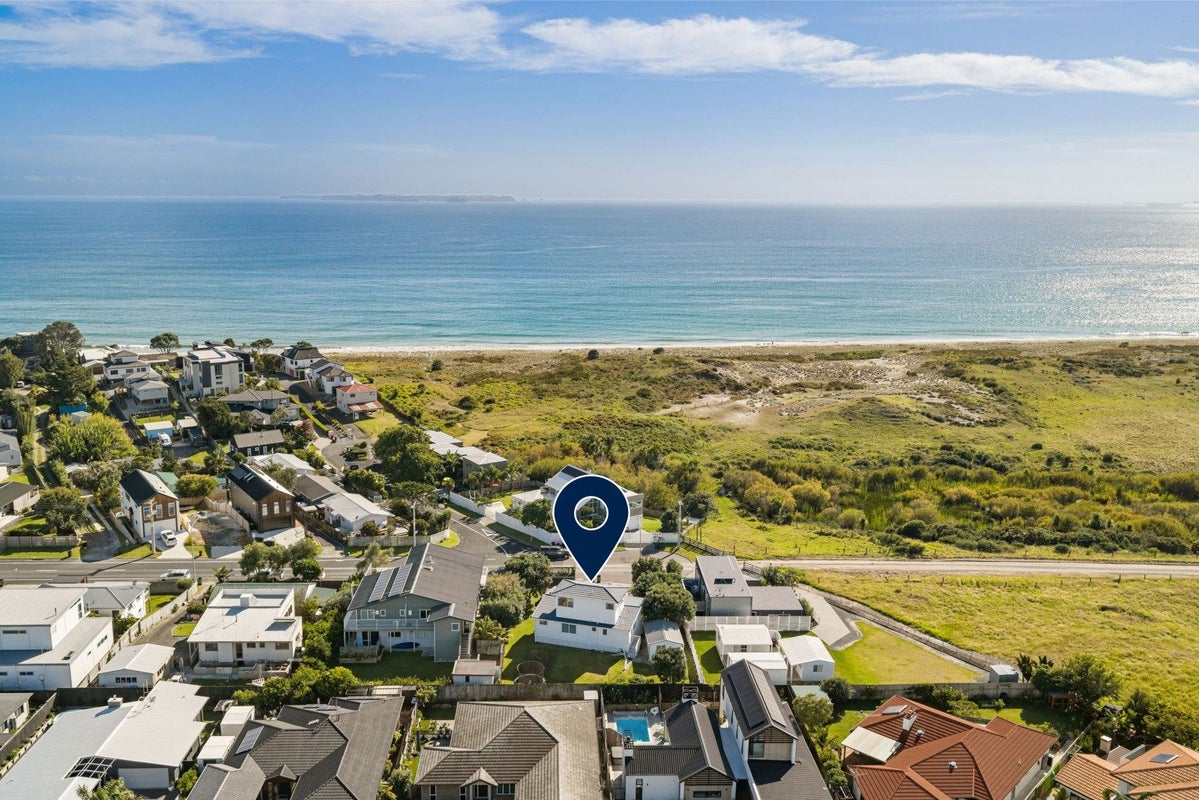 1338 Papamoa Beach Road, Papamoa Beach, Papamoa - Carousel 2