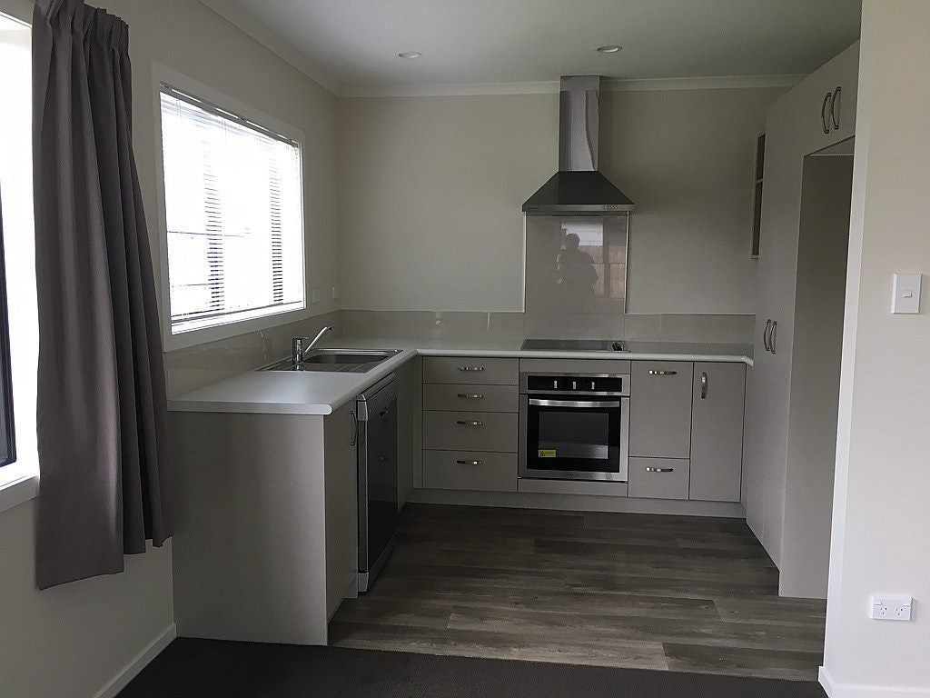 5/338 Peachgrove Road, Fairfield, Hamilton - Carousel 1