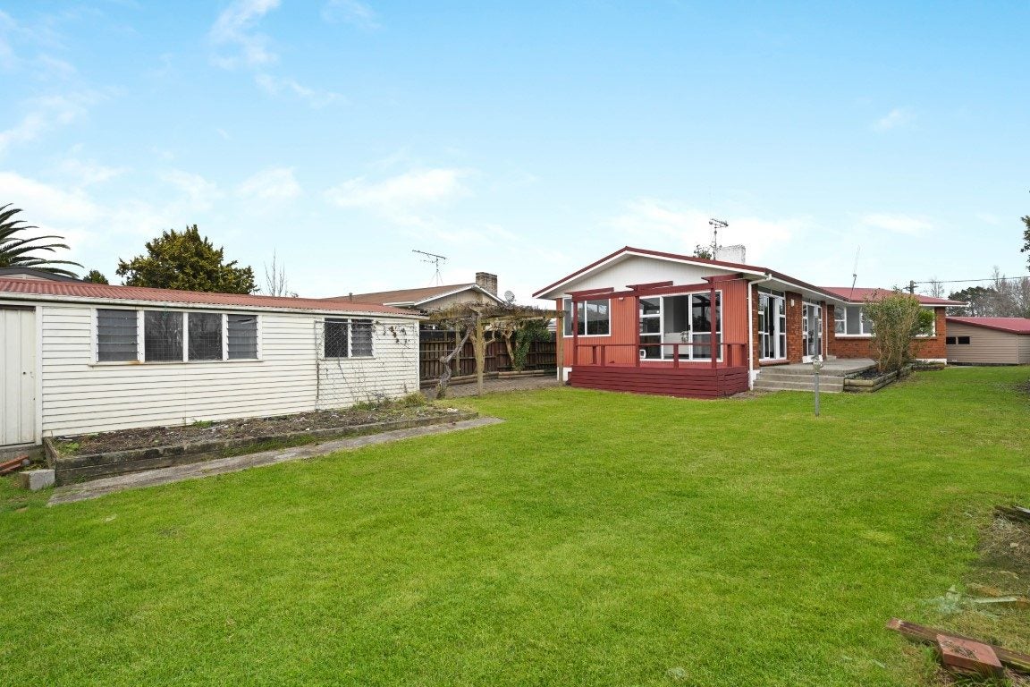 22 Frederick Drive, Dinsdale, Hamilton - Carousel 2