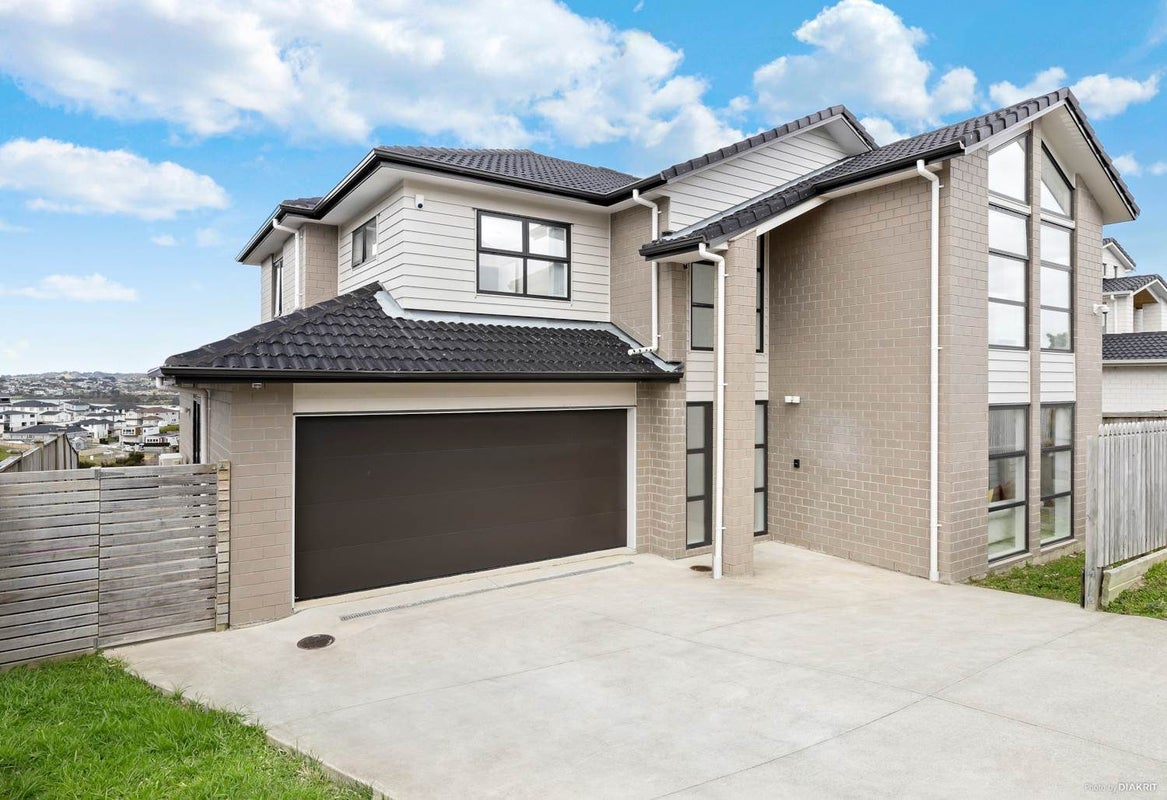 10 Ascension Crescent, Orewa, Orewa - Carousel 1