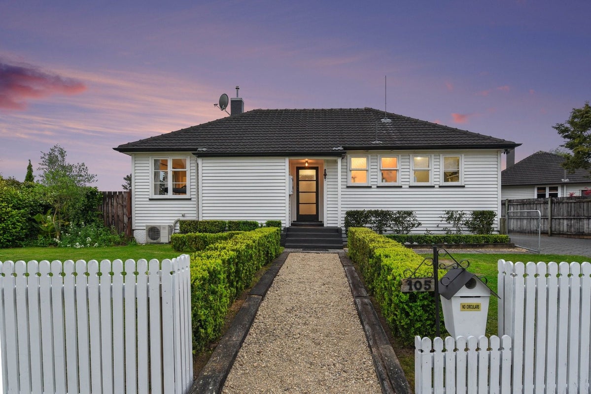 105 Fairfield Road, Fairfield, Hamilton - Carousel 1