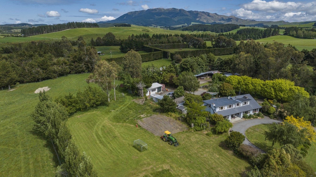 179 Brodies Road, Broomfield, Amberley - Carousel 1