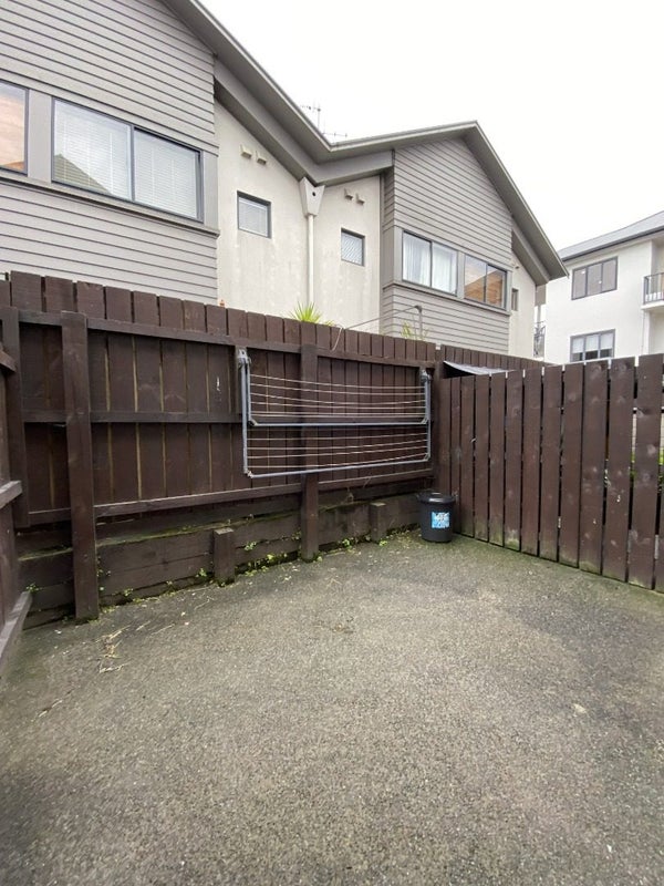 30/51 Ireland Road, Panmure, Auckland - Carousel 13