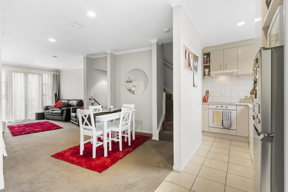 18/266 Shirley Road, Papatoetoe, Auckland - Carousel 2